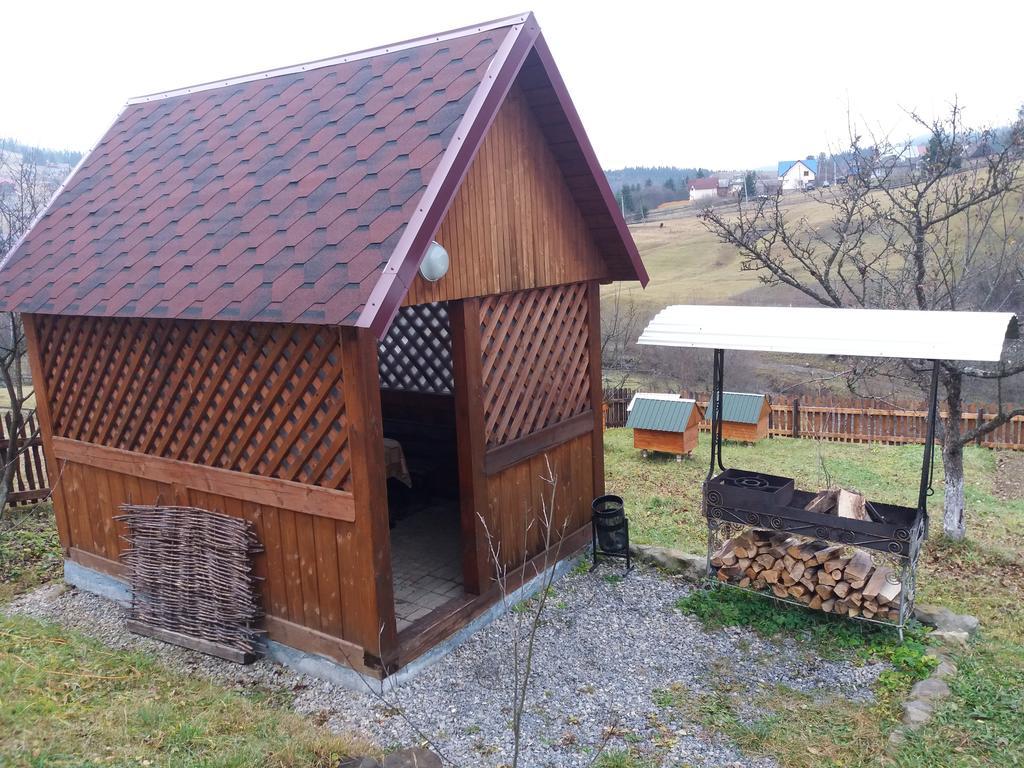 Bee House Hotell Bukovel Eksteriør bilde