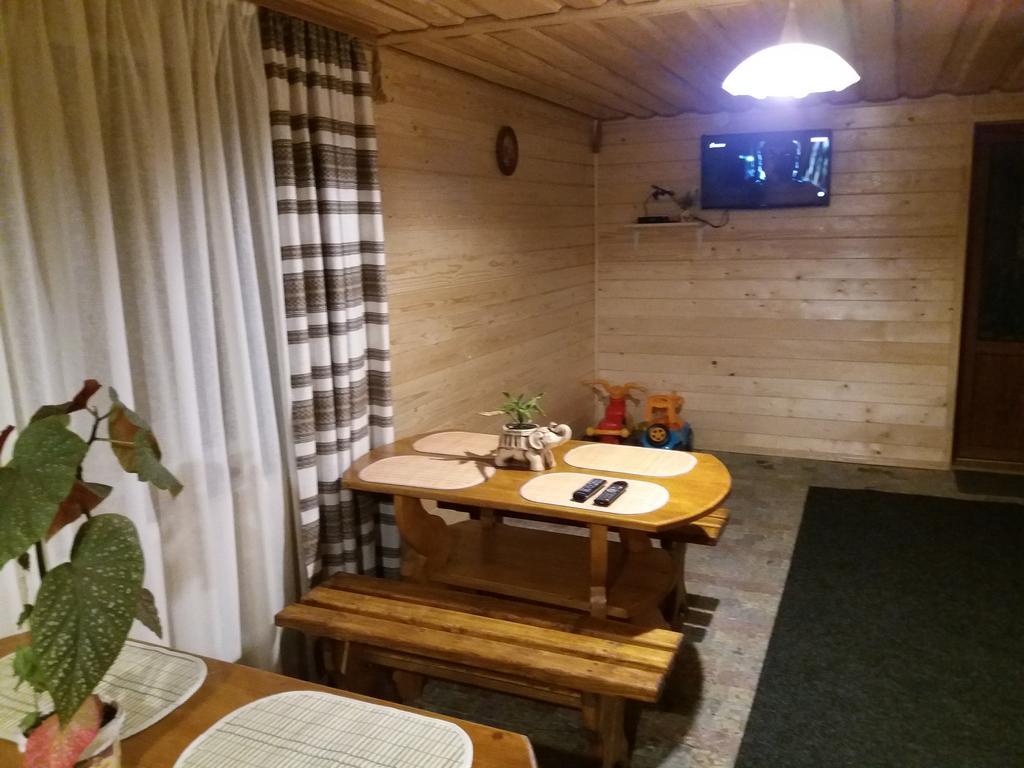 Bee House Hotell Bukovel Eksteriør bilde